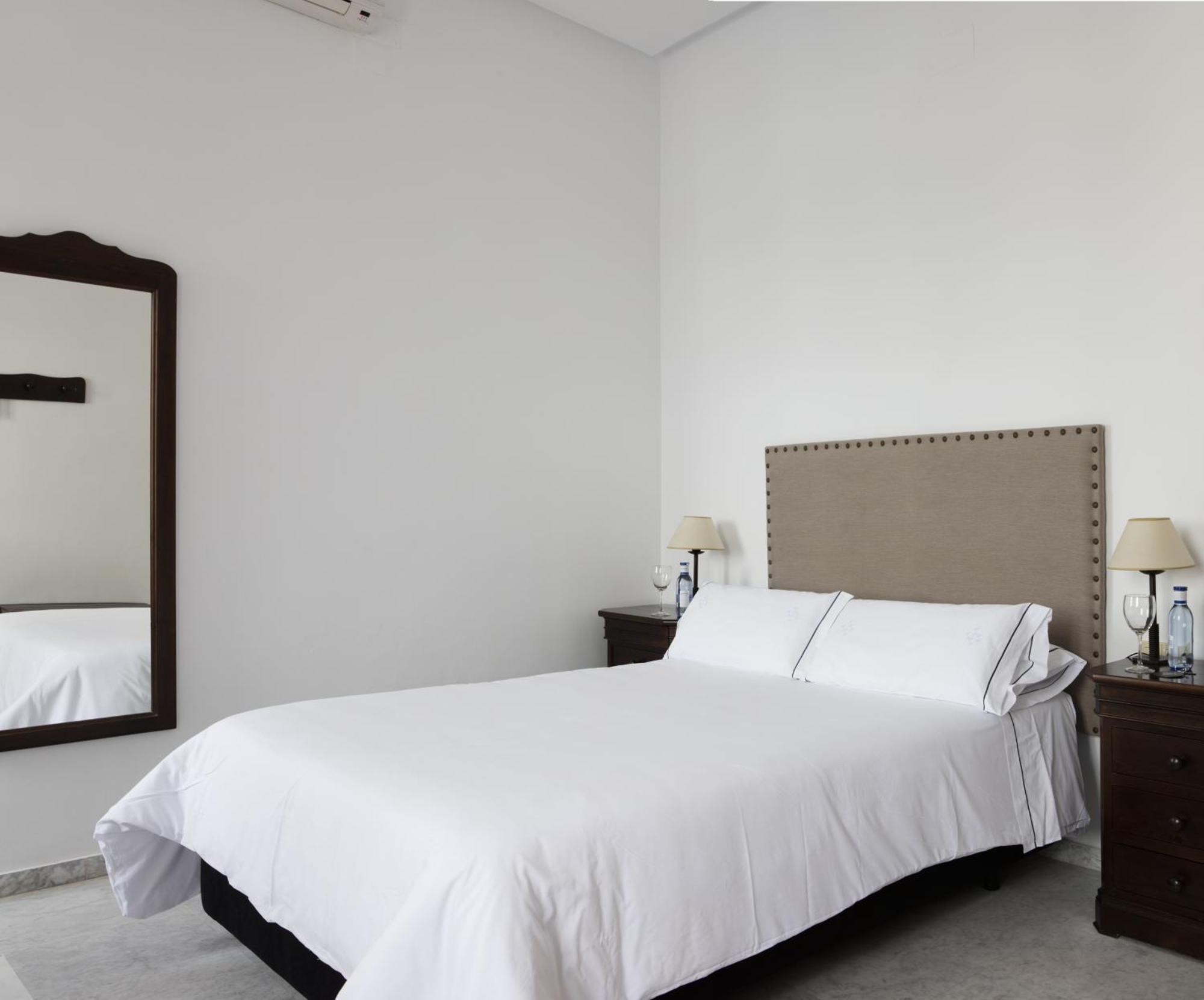 Hotel Tugasa Casa Palacio Medina Sidonia Kültér fotó